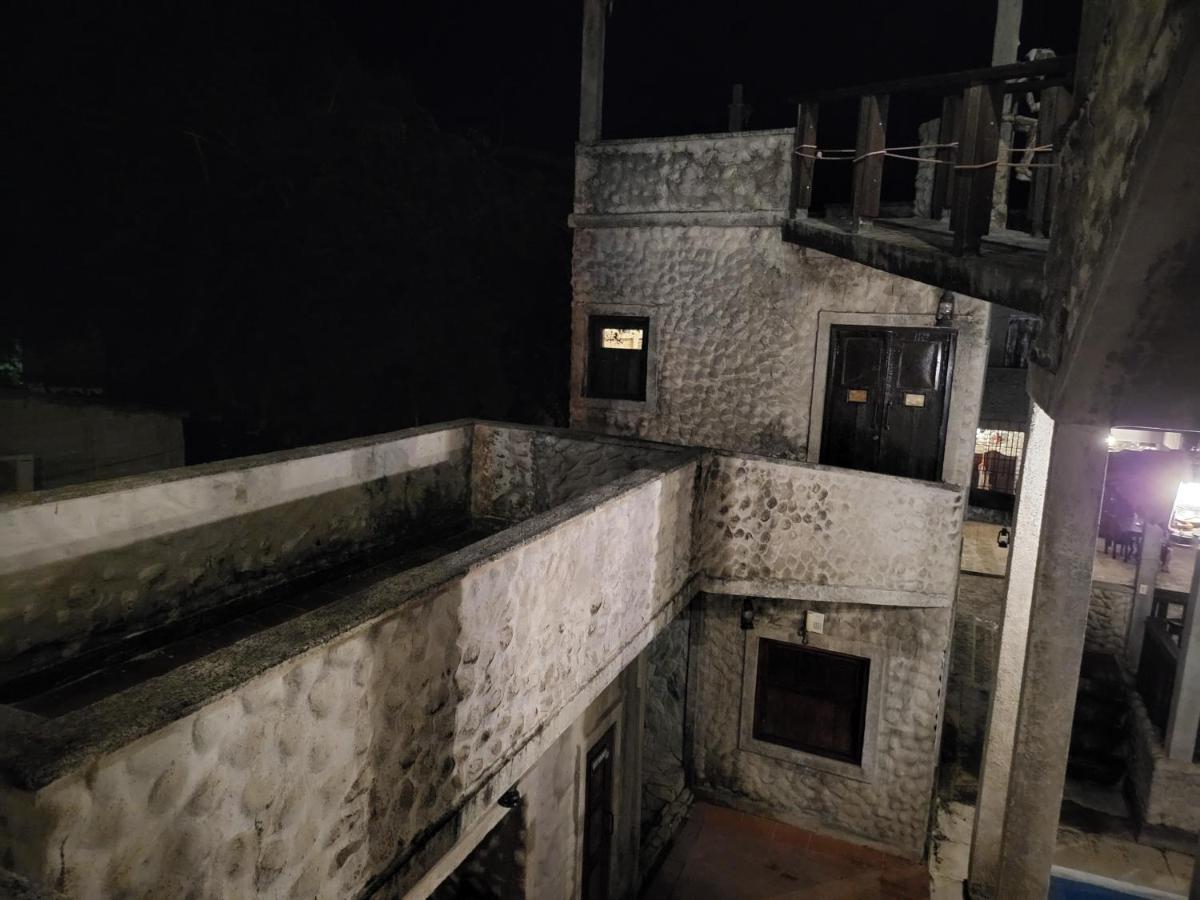 Hostal Casa De Las Gargolas Amapala Eksteriør billede