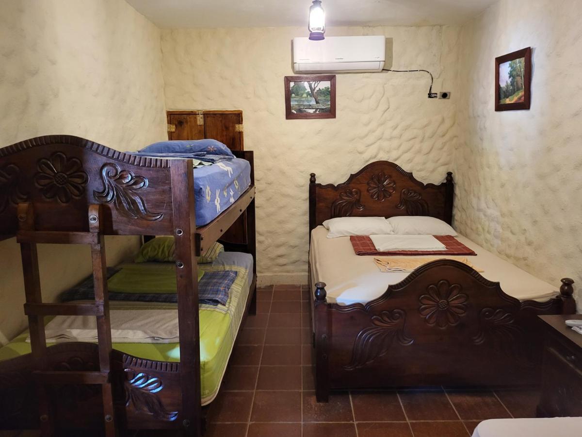 Hostal Casa De Las Gargolas Amapala Eksteriør billede